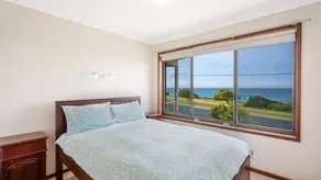 Allawah Beach House - 29 Dalmeny Drive, Kianga - Image 5