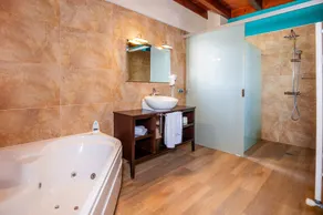 Maison de campagne \"Conies Romaní\" avec piscine privée, Wi-Fi et climatisation - Image 4