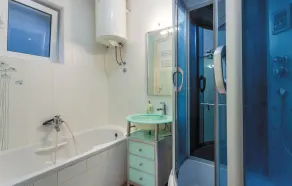 3 bedroom stunning home in Podstrana - Image 5