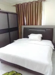 DAA DINGBE SUITES - Luxury Two Bedroom Apartments - Image 4