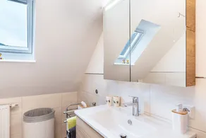 Apartment 'Furtwengler' with Private Garden, Balcony and Wi-Fi - Image 3