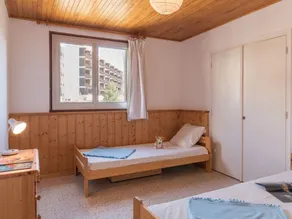 Appartement cosy pour 6 à Chantemerle, Serre-Chevalier. Balcon, parking, casier à ski, 2 étoiles. - Image 4