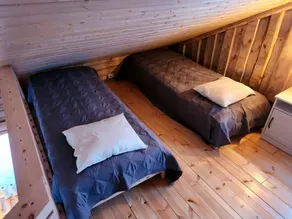 Lapland Riverside Nature Cabin - Image 5