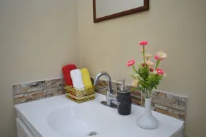 Justinn Apartments - Image 5