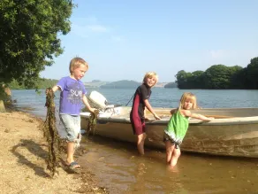 Waterside cottage in a  magical setting on the Salcombe Estuary (sleeps 6) - Image 3