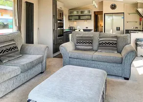 Superior Holiday Home 4 - Image 5