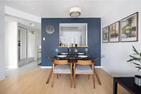 Spacious + Trendy King West Condo - Image 5