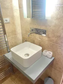 Casa Ciliegia, Sleeps 4 (2 Bedrooms).  - Image 4
