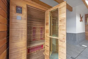 FUEL ASSISTANCE Villa **** with exceptional ocean views, indoor pool, spa, and sauna. - Image 2