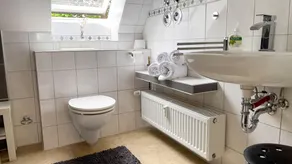 Moderne-Ferienwohnung-fuer-4-Personen-in-Duhnen - Image 2