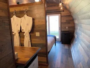 Riesling  Cabin - Image 3