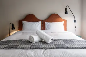 Premium Private Suite perfectly situated in Green Point - Image 5
