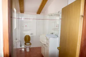 Villa Olga Apartment B. 125 meters from the sea with pool and sea view - Image 3