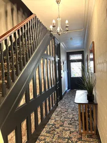 Silverdale Sunbeams, very spacious apartment walking distance to beach and town - Image 2