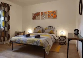 Apartamento con entrada independiente - Image 3