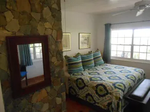 Poolside 2BR with Incredible Sunset View - Image 3
