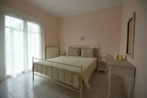SECRET GARDEN HOUSE - UN PETIT PARADIS À 1,5 KM DE LA MER À 3 KM DE LA VILLE - Image 3