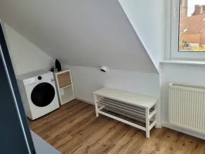 140 sqm penthouse apartment for up to 6 people with roof terrace in the city center - Image 2