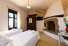 Villa complex nearby Rethymno with stunning countryside views! - Image 5