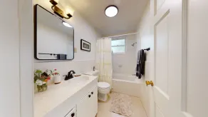 Beautiful Downtown Home - Image 2