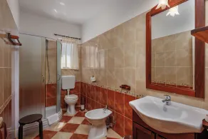 Villa mit Sauna, Whirlpool und Grill - Image 3