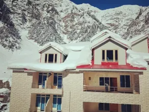 Imperial Hotel Naran - Image 5