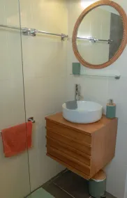Private House Castel - Image 2