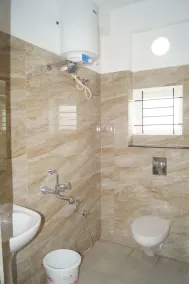 BSK Deluxe Lodging - Image 4