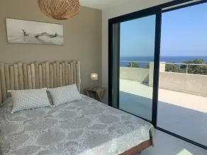 Magnificent contemporary house with 180° sea and mountain views, not overlooked - Image 4