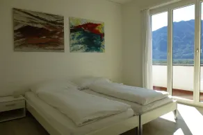 Casa de férias fantástica com piscina privada aquecida e vista para o lago - Image 5