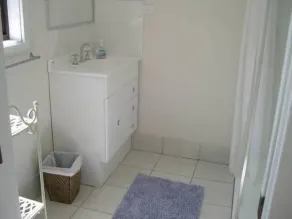 Yallambee Cottage Beach Front - Image 3