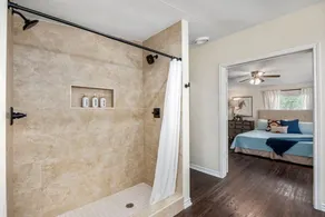 Accessible 3BR Home Sleeps 12, Pet-Friendly, Near Lake Conroe - Image 3