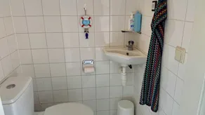 Gemütliche Ferienunterkunft mit Viel Privatsphäre in Einem Kleinen Park in Burgerbrug - Image 3