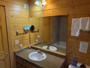 Camp Pinemere - Private Northwoods Retreat - Image 5
