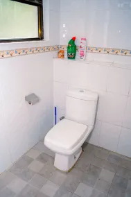 Luxurious 3 bedroom apartment in Nakuru CBD area - Image 3