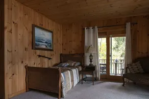 Adirondack Lake house  - Image 5