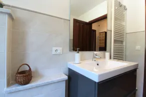 Apartment With Garden, Del Corlo Lake, Belluno - Image 3