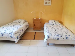 Accommodation in the village center - Image 4