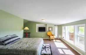 Cozy secluded villa-hot tub, panoramic view, waterfalls, gorge-south skaneateles - Image 2