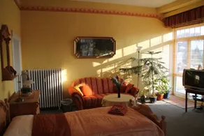 Dormitory Room - Yellow Room - Pension Villa Martha - Image 3