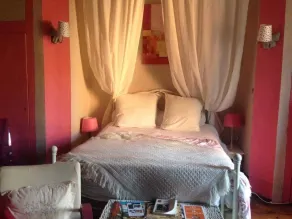 room in Bed and Breakfast in the City Center of Moissac - Image 3