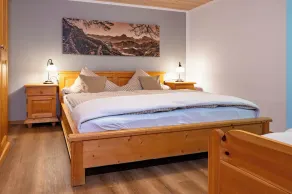 Ferienwohnung Watzmann, 2-5 Personen, 75 qm, Dusche/WC, Balkon, TV, Geschirrspüler, 2 Schlafzimmer, Nichtraucher, Südosten - Image 4