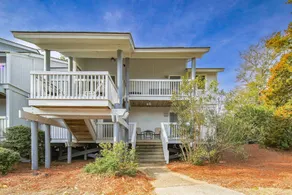 Lagoon Views, Private Balconies, Wildlife, En Suite Bathrooms, Pool & 2 Master Beds. 5 min to beach - Image 5