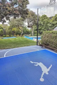 Limeburners Family Retreat - pool & trampolin - Image 2
