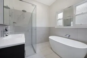 Hello Henna. A home with a large secure yard. - Image 3