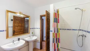 Villa Cala Chica Cajiz by Ruralidays - Image 4