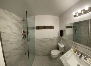 Charmerende Hamptons Cottage W Pool Nær Beach & Village - Image 3