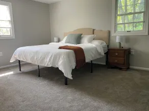 Renovated 5 bedrooms.  6 beds. Great water pressure! New memory foam beds!  - Image 5