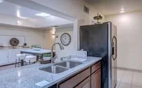 Single Level Sabino Sanctuary Courtyard, 2 Car Garage, Renovated 2-2024 - Image 5