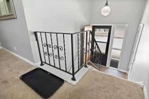 3bd/1.5bath entire home/Game room/Office/extended stays/FREE Wifi & Parking - Image 2